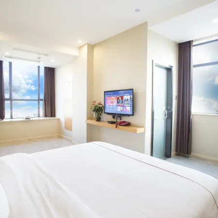 Huanyu Hotel