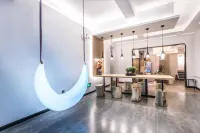 Luxian Light Luxury Inn