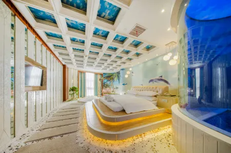 Shuiyue Qinghua New Concept Hotel