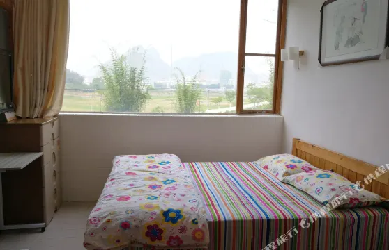 英德九龍八角樓客棧