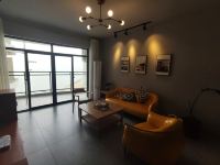 北海孔雀海景度假公寓 - 温馨豪华海景二室二厅套房