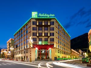 Holiday Inn Batang