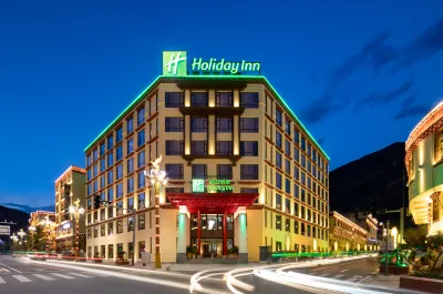 Holiday Inn Batang Hotels in der Nähe von Batang Passenger Transport Terminal