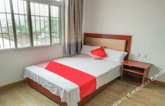 OYO漢中悦泰客棧