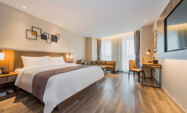 Homeinn Plus Hotel (Xinchang Great Buddha Temple Scenic Area Ocean City)