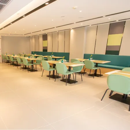 Homeinn Selected Hotel (Chuzhou Mingguang Mingzhu Avenue Zhengyuan Plaza)