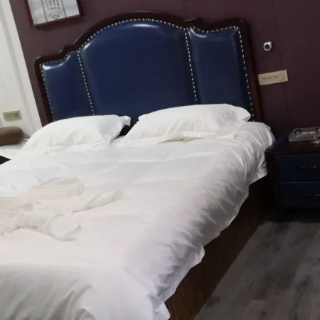 Fuyang Feifei Homestay