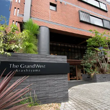 The GrandWest Arashiyama Отели рядом с достопримечательностью «Тэнрю-дзи»