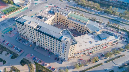 Starway Hotel (Heze Yucheng Shuiyuhao Seoul Branch) Отели в г. Юнчэн