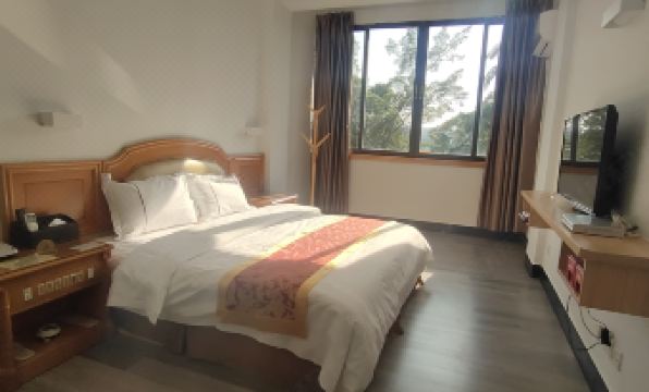China Travel Service (Taishan) Hotel