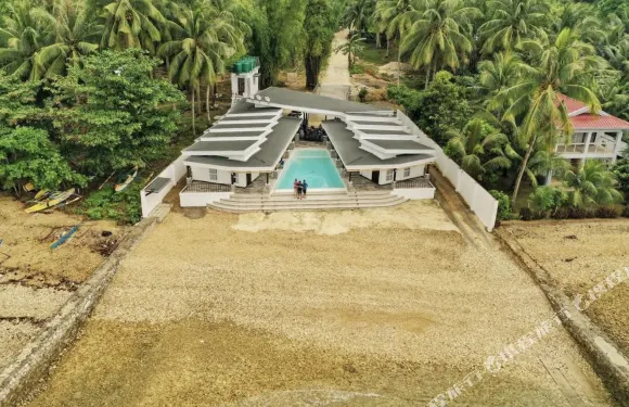 阿萊格里亞水濱海灘別墅酒店