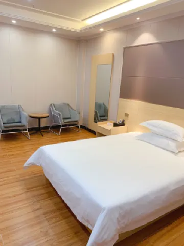 Fangxian Rich Hotel