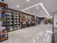如家精选酒店(贵阳北站高新店) - 商业中心