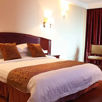 โรงแรมบิสซิเนส โฮเต็ล เจียยี่ โรงแรมใกล้มหาวิทยาลัยเจียงเป่ย