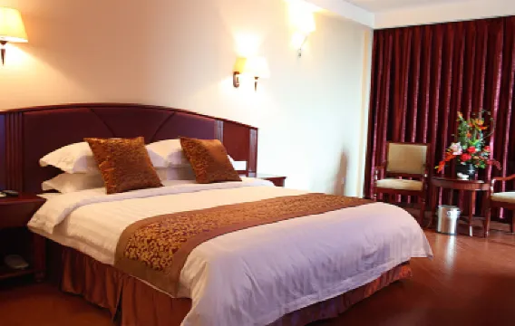 Jiayi Business Hotel Hotel berhampiran Tian Jiabing Normal University