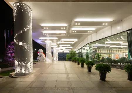 Excemon Ruian Sunshine Hotel Отели рядом с достопримечательностью «CPC Rui'an Committee Party School»