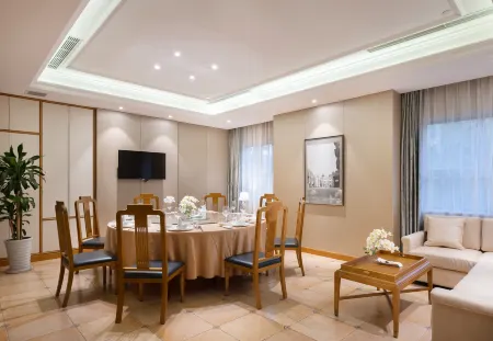 Fliport Garden Hotel Отели рядом с достопримечательностью «Shanghai Zoo»