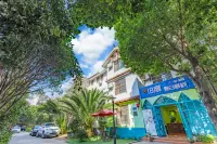 18 Degree Holiday Hotel