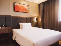 新悦国际酒店(北京首都机场店) - 温馨大床房