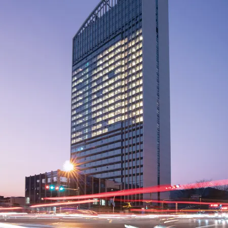 Liya Plaza Hotel (Tonglu Fuchunjiang Branch)