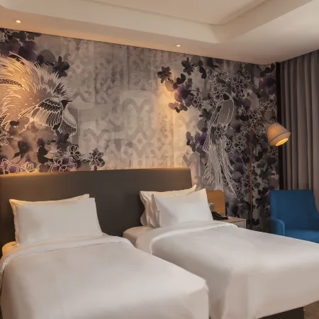 Mercure Jakarta Gatot Subroto Отели рядом с достопримечательностью «Статуя Панчоран»