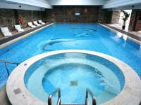大连中远海运洲际酒店 - 室内游泳池
