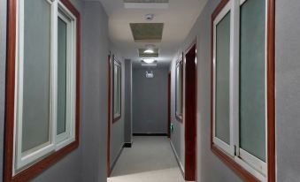 Golden Harbor Hotel Xunyang
