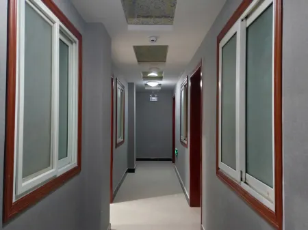 Golden Harbor Hotel Xunyang