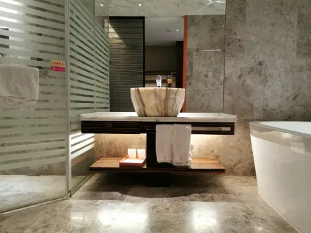 Kangnaier Hotel (Guangzhou Beijing Road Pedestrian Street Tuanyida Square Subway Station)