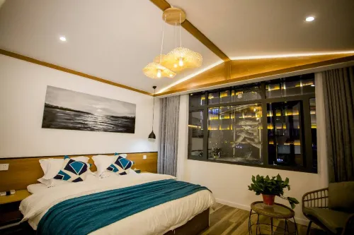 Wax Home City Homestay