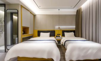Homeinn Selected Hotel (Shanghai Lujiazui Century Avenue Subway Station)