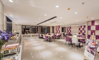 Lavande Hotel (Kunming Gymnasium subway station)