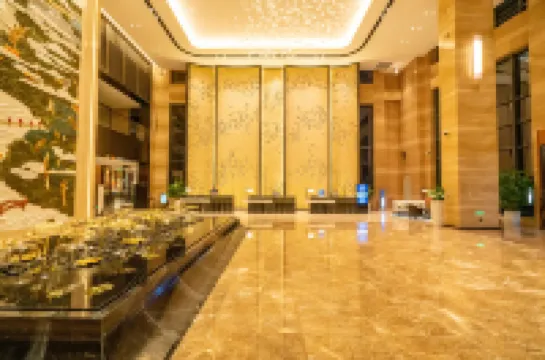 Guangzhou Peace Hotel Hotels in Guangshan