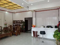Miluo Huasheng Hotel