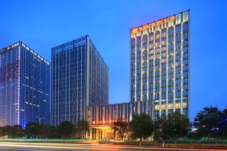 Wanda Realm Bozhou Отели рядом с достопримечательностью «Huazu Temple»