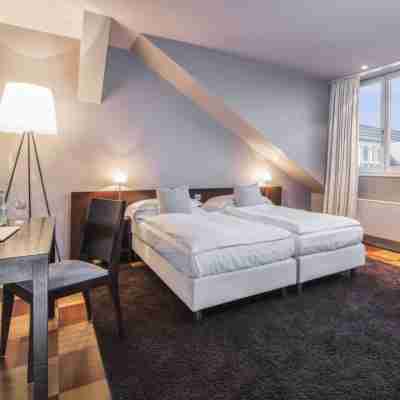 The New Yorker Hotel Köln-Messe Rooms