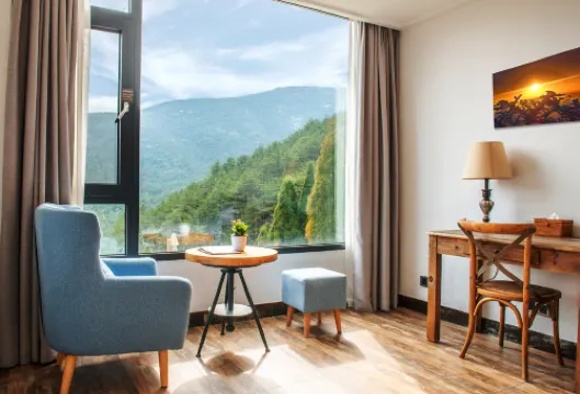 Shili Qingshan Forest Villa