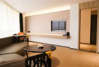 Mercure Lichen Hotel (Shantou Chaoyang Heping Branch)