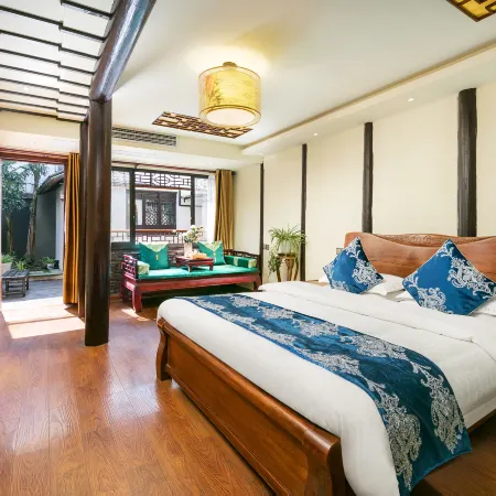 Qianshe Mengli Shuixiang Linhe Inn