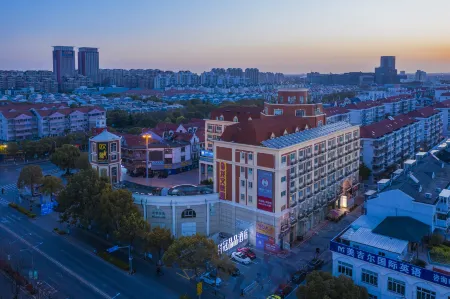 Keguan Jingpin Hotel Отели рядом с достопримечательностью «Shanghai Industry and Commerce Foreign Language College South Campus»