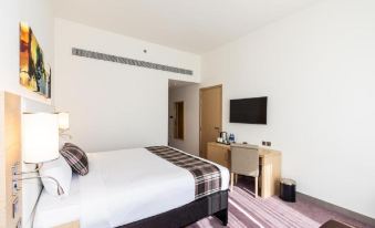 Premier Inn Dubai Dragon Mart