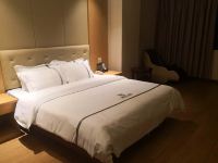 广州福合大酒店 - 轻居大床房