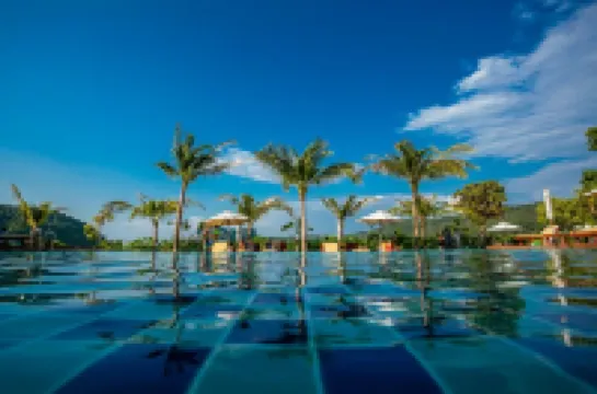 Phi Phi Harbour View Hotel