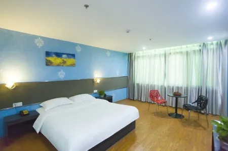 QUANZHOU VOGUE HOTEL Отели рядом с достопримечательностью «Quangang Botanical Garden»