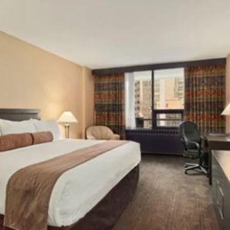 Ramada Plaza by Wyndham Calgary Downtown