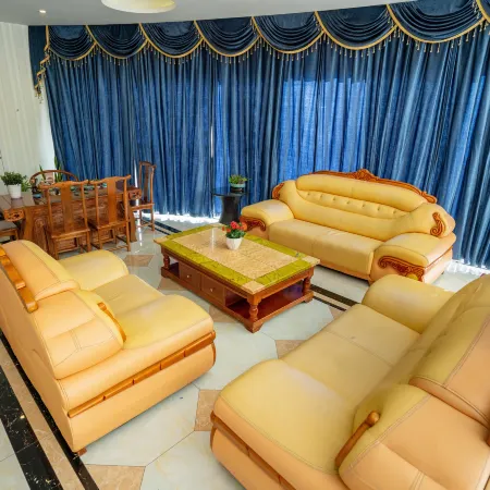 Shangjing Theme Hotel