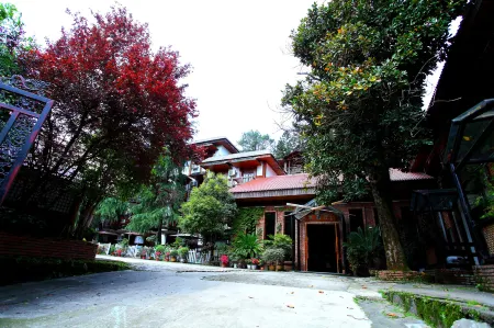 Zhuzi Guli Hotel Отели рядом с достопримечательностью «Minsu Fengqing Street»