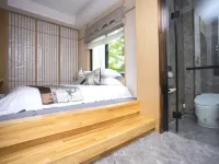 Deqing Jinhaiwan Manju Hotel Hotels near Xinshi Ancient Town