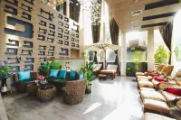 VELA Dhi GLOW Pratunam