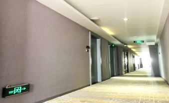 Hongfu Hotel (Yongkang International Convention and Exhibition Center)